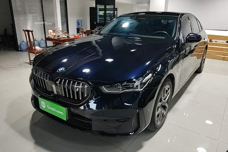 Used BMW i5 2024 eDrive 35L Prestige Luxury Package