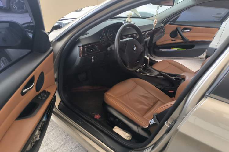 Used BMW 3 Series 2011 320i Sport Edition
