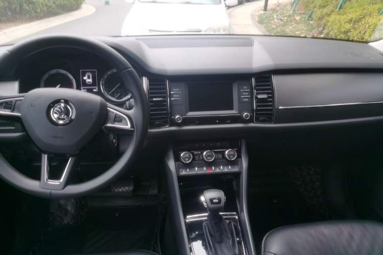 Used Skoda Kodiaq 2017 TSI330 5-seat Two-Wheel Drive Comfort Edition
