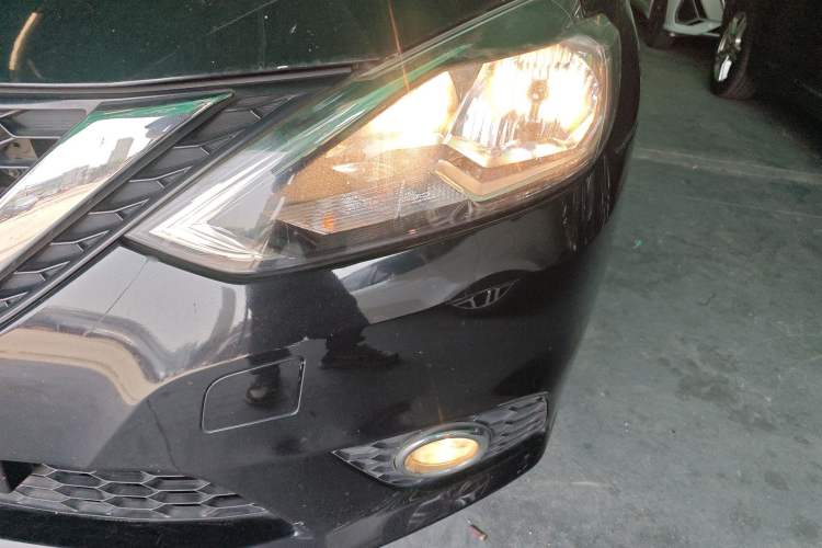 Used Nissan Sylphy 2016 1.6 XL CVT Luxury Edition Left Front Headlight