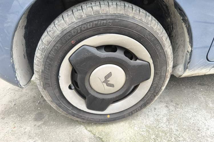 Used Wuling Hongguang MINIEV 2021 Macaron Fashion Edition Lithium-Ion Battery Exterior 4