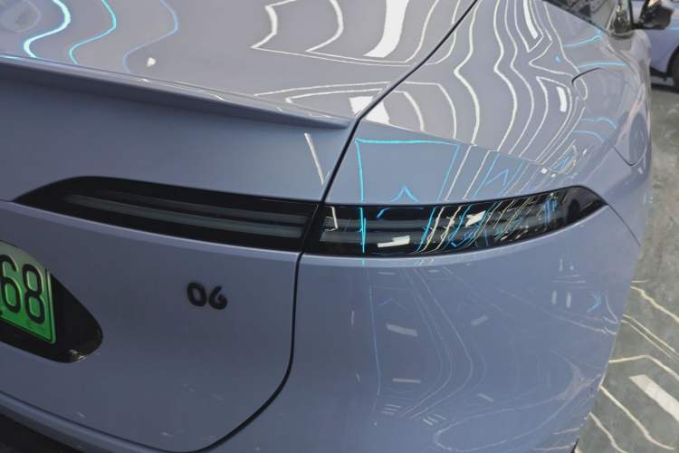 Used Avatr 06 2025 Pro Range-Extended Edition Exterior 2