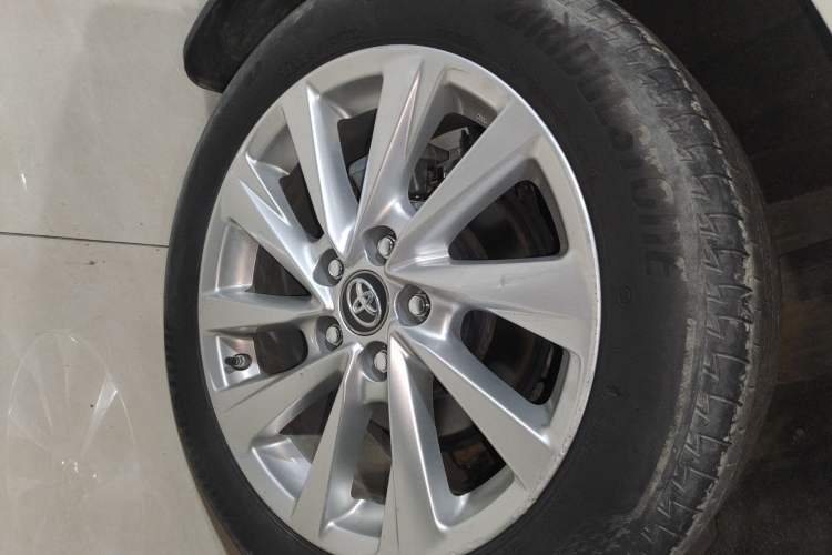 Used Toyota Camry 2021 2.0G Luxury Edition