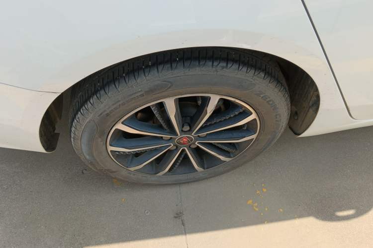 Used Roewe i5 2020 1.5L Automatic 4G Connect Luxury Flagship Edition