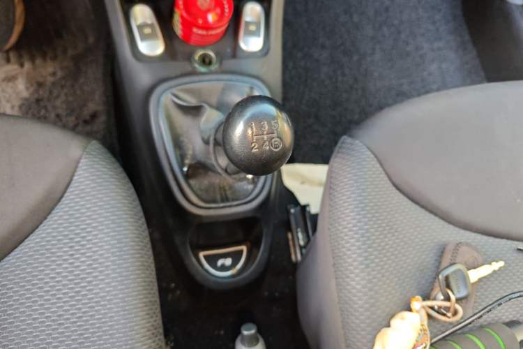 Used BYD F0 2012 1.0L Joyful Cool Model