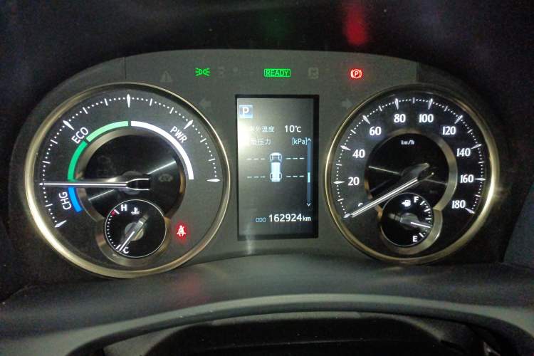 Used Toyota Vellfire 2021 Crown Dual-Engine 2.5L HV Prestige Edition
