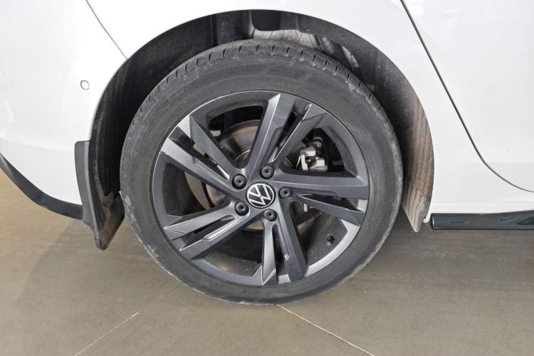 Used Volkswagen Golf 2021 280TSI DSG R-Line
