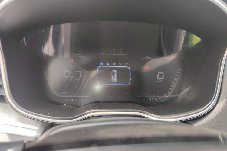 Used SWM G01 2021 2.0L Manual Knight Edition
