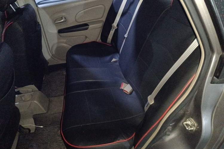 Used Venucia D50 2015 1.6L Automatic Fashion Edition
