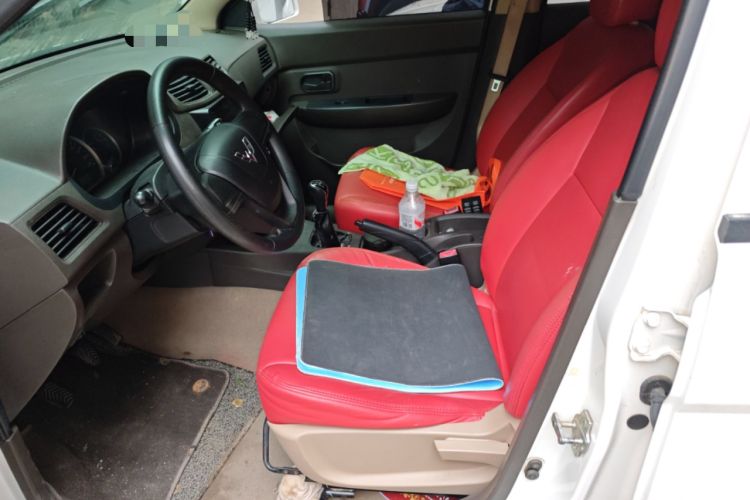 Used Wuling Hongguang 2014 1.5L S Standard Version
