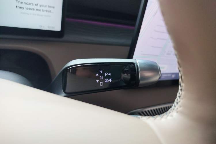 Used XPeng X9 2024 640 All-Wheel Drive High-Performance Max Gear Lever