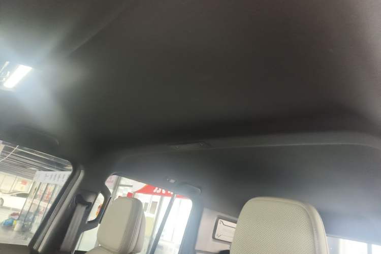 Used iCAR V23 2025 501 Four-Wheel Drive Intelligent Driving Version