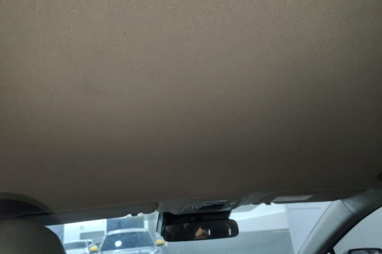 Used Toyota bZ3 2023 517 km Elite PRO Headliner