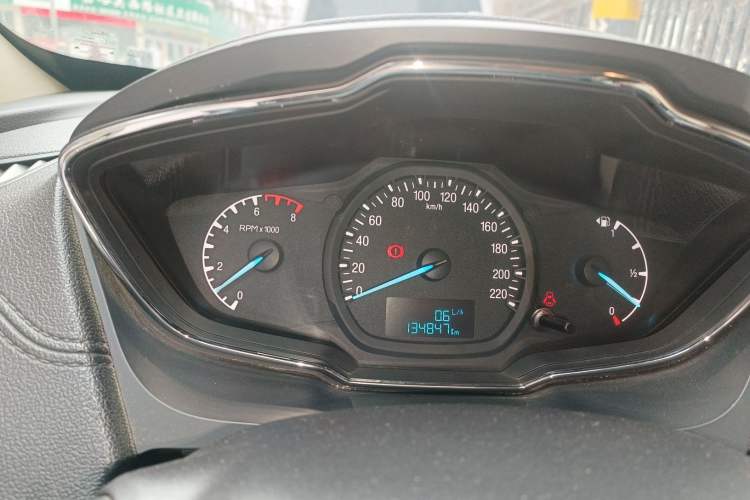 Used Ford Escort 2015 1.5L Manual Fashion Edition