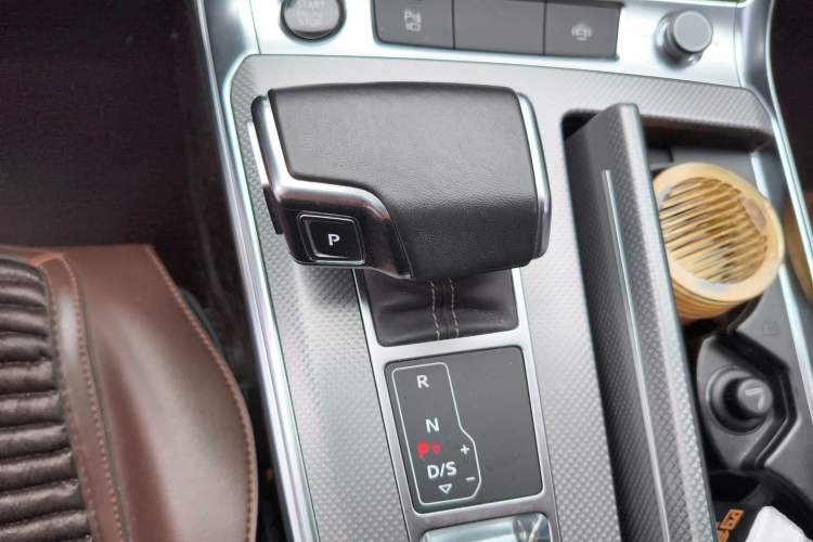 Used Audi A6L 2021 45 TFSI Prestige Dynamic Edition Gear Lever
