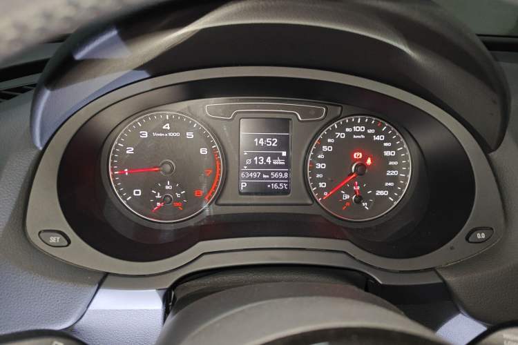 Used Audi Q3 2015 35 TFSI Comfort Model Instrument Cluster