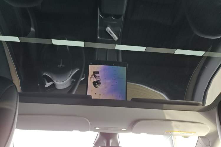 Used Tesla Model Y 2021 Long-Range All-Wheel-Drive Version 3D7