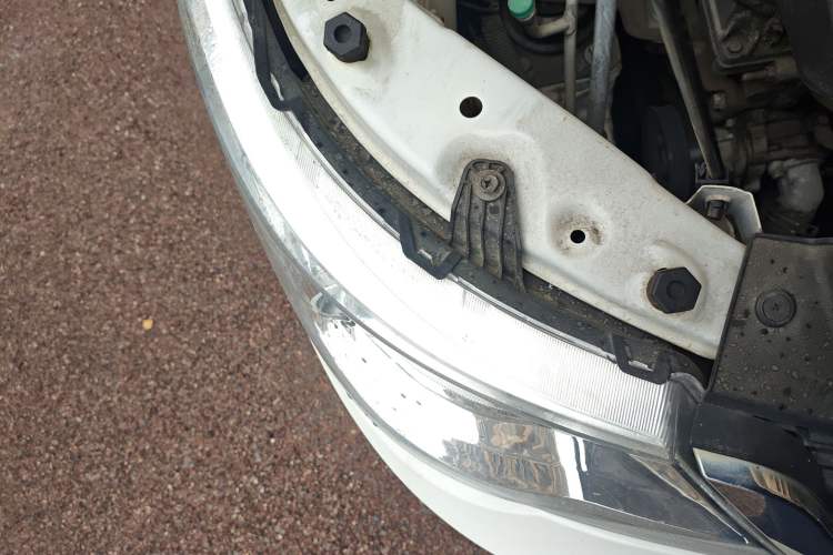 Used Baojun 730 2014 1.5L Manual Luxury Navigation ESP Version 7 Seats
