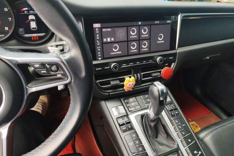 Used Porsche Macan 2021 Macan 2.0T
