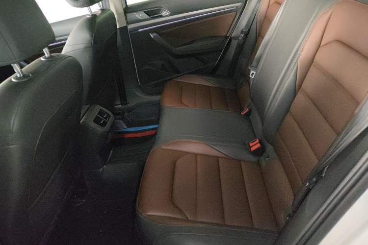 Used Volkswagen Lavida 2019 280TSI DSG Luxury Edition China VI Standard
