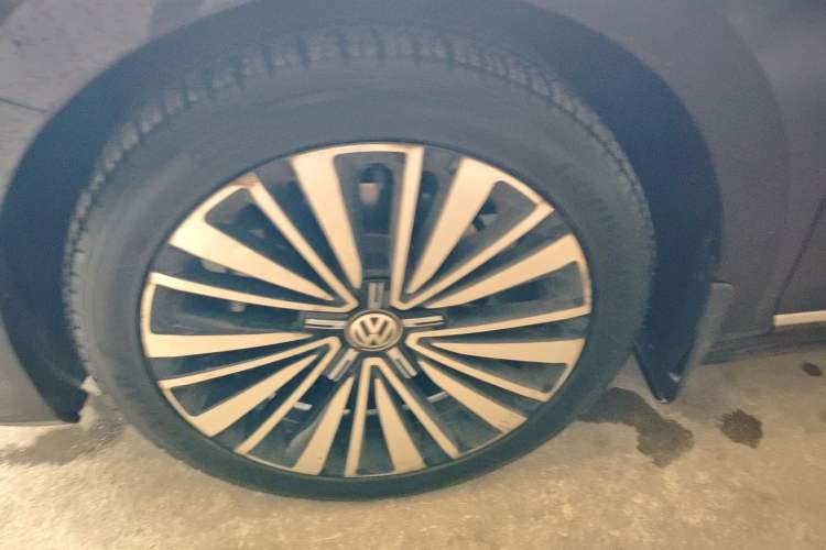 Used Volkswagen Passat 2019 330TSI Luxury Edition China VI Standard