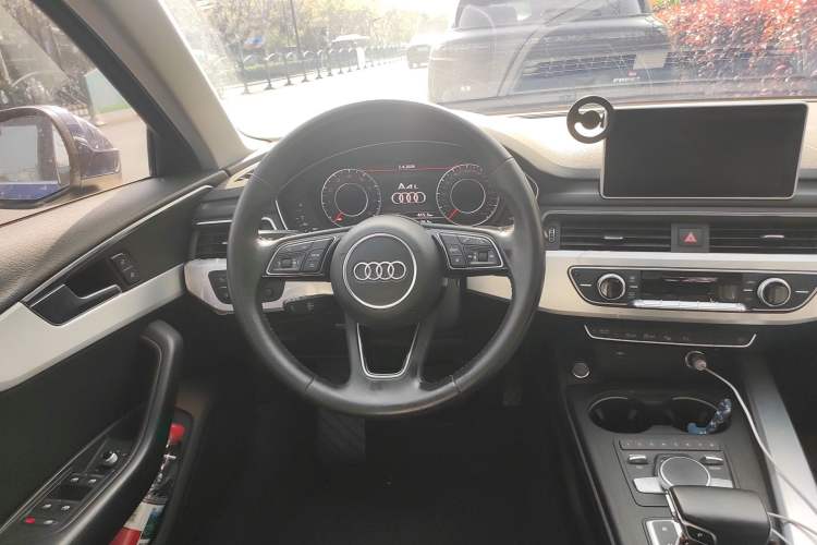 Used Audi A4L 2018 30th Anniversary Edition 40 TFSI Fashion Model