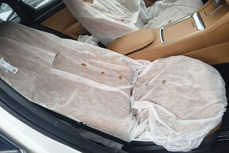 Used Geely Galaxy L7 2025 EM-i 115km Exploration Edition Right Front Seat