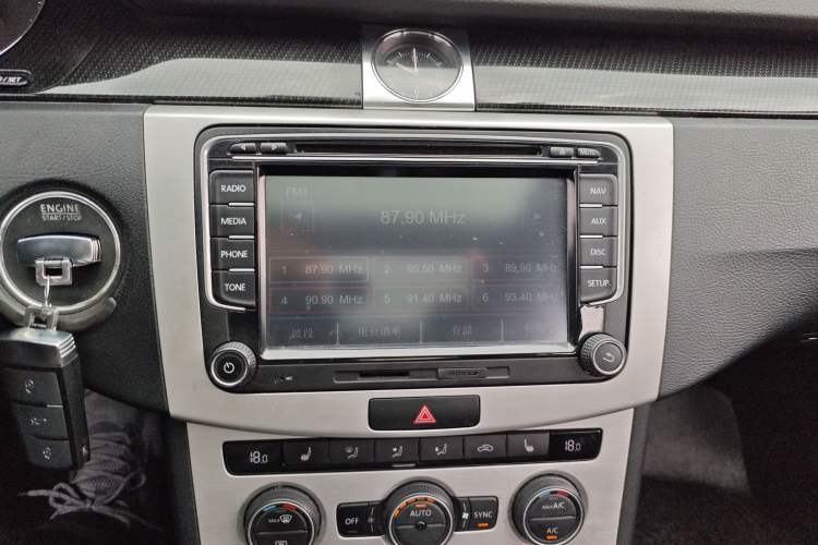 Used Volkswagen Magotan 2015 Revised Version 2.0 TSI Luxury Edition