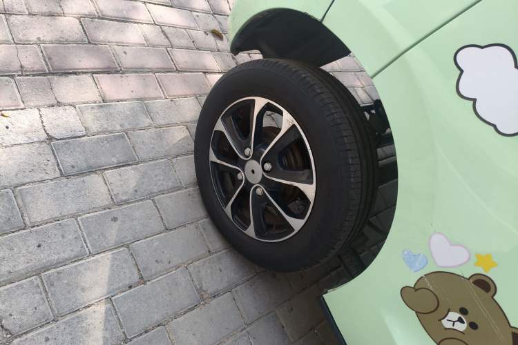 Used Pocco Duoduo 2021 Le Duo Right Rear Wheel Hub