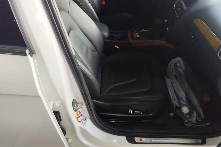 Used Audi A4L 2016 35 TFSI Collection Edition S line Luxury Model
