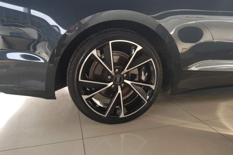 Used Audi A5 2019 Coupe 40 TFSI Fashion Edition China V Emission Standard