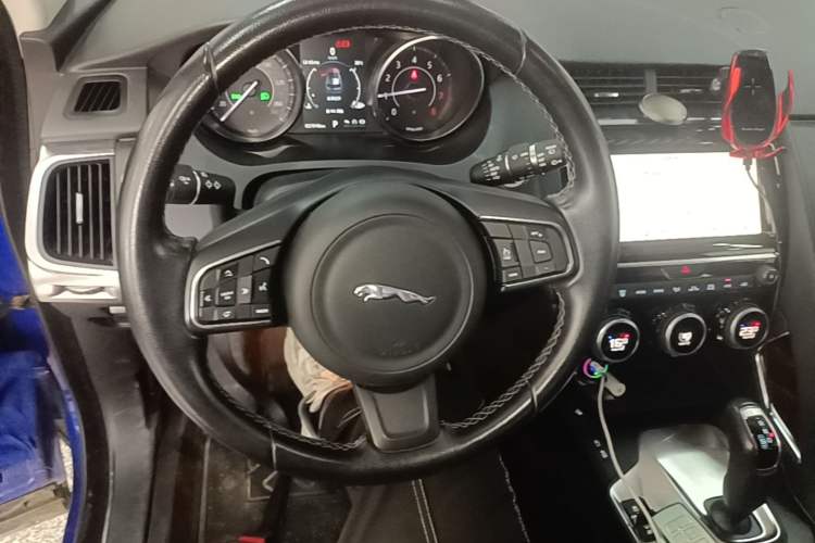 Używany Jaguar E-PACE 2018 P200 S China VI