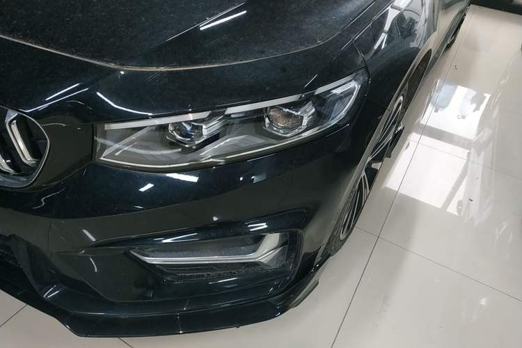 Used Geely Auto Preface 2025 Dongfang Yao 1.5TD Kunlun Edition Left Front Headlight