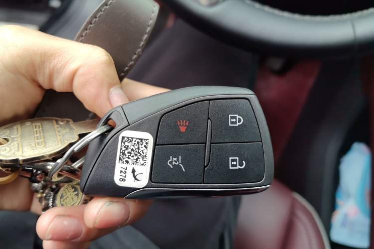 Used Buick Envision 2025 Encore Plus 28T Two-Wheel-Drive Platinum Edition
