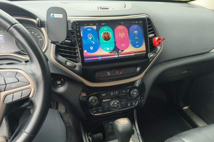 Used Jeep Cherokee 2017 2.0L Superior Edition