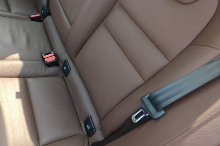 Used Volvo S60 2023 B4 Zhiyuan Luxury Edition
