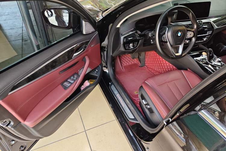 Used BMW 5 Series 2021 525Li Luxury Package
