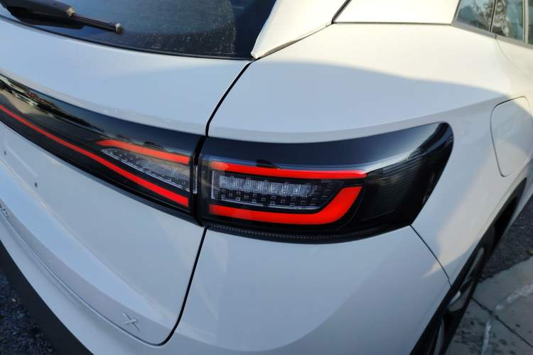 Used Volkswagen ID.4 X 2025 Smart Version Pure & Intelligent Enjoyment Edition
