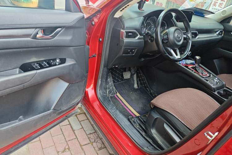 Used Mazda CX-5 2021 2.0L Automatic Two-Wheel Drive Smart Version
