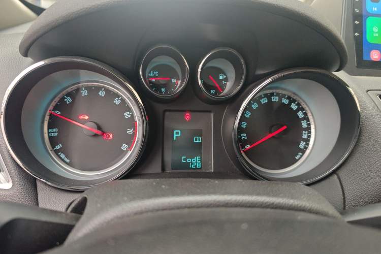 Used Buick Encore 2015 1.4T Automatic Two-Wheel Drive Urban Elite Version