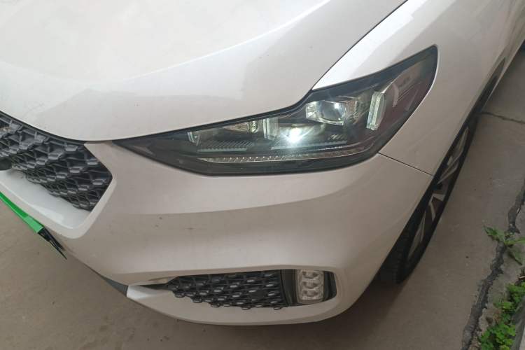 Used Wey VV6 2020 2.0T Two-Wheel Drive Smart Protection+
