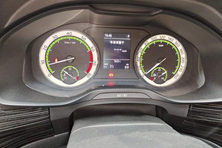 Used Skoda Kodiaq 2018 TSI330 7-Seater Two-Wheel-Drive Luxury Enjoyment Edition Instrument Cluster