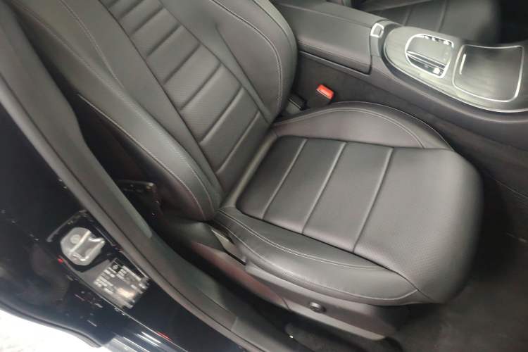 Used Mercedes-Benz E-Class 2019 Restyled E 300 L Sporty and Stylish Edition
