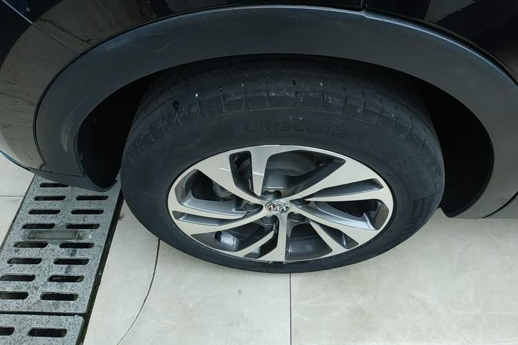 Used Buick Envision 2022 Facelift Encore S 552T Two-Wheel Drive Elite Model
