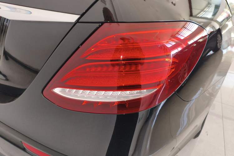 Used Mercedes-Benz E-Class 2016 E 200 L Sport Edition
