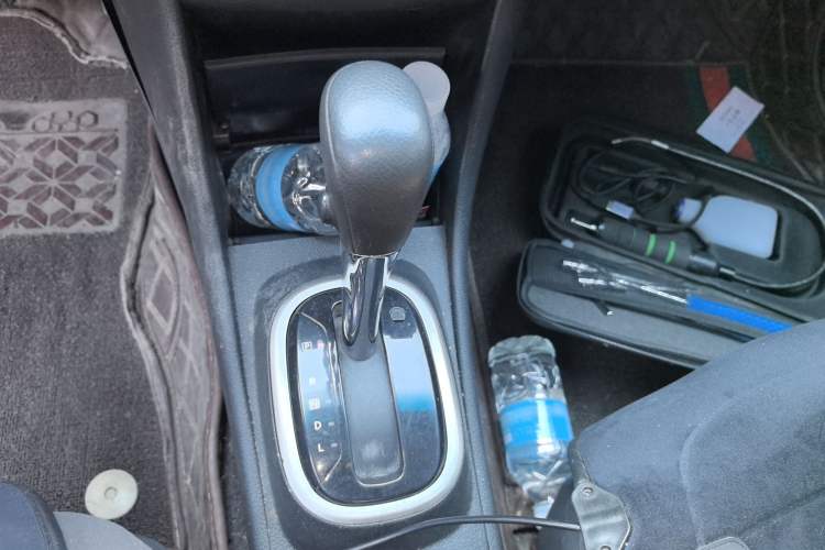 Used Nissan Sylphy 2018 Classic 1.6XE CVT Comfort Edition Gear Lever