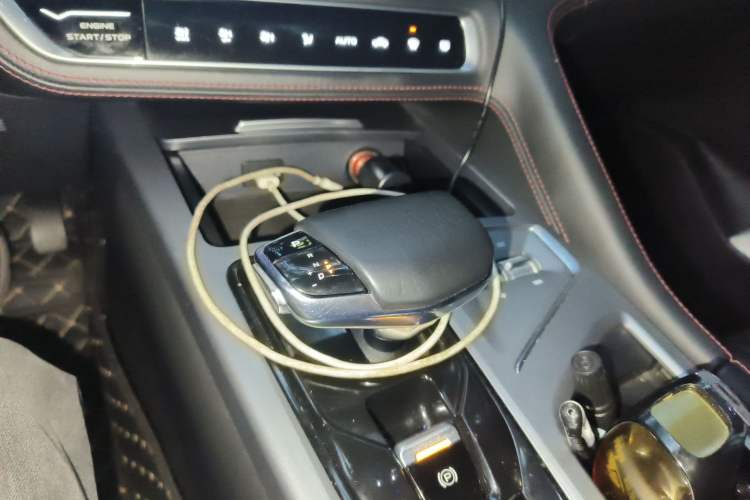 Used CHANGAN CS75 PLUS 2022 1.5T Automatic Luxury Model Gear Lever