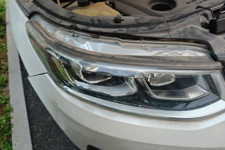 Used CHANGAN CS95 2017 2.0T Four-Wheel Drive ZhiZun Edition
