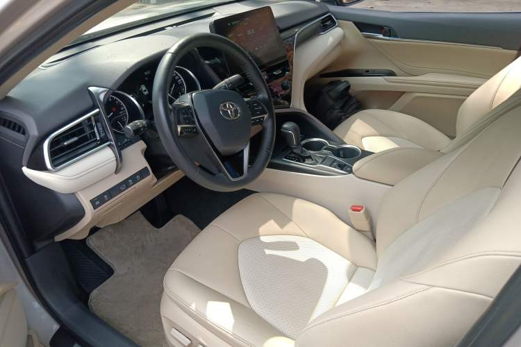 Used Toyota Camry 2022 2.0GVP Premier Edition