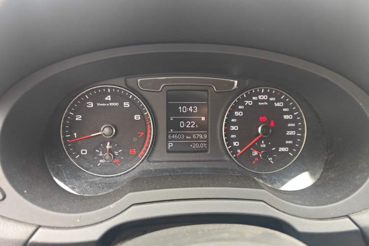 Used Audi Q3 2018 30 TFSI Fashion Edition Collector's Version Instrument Cluster